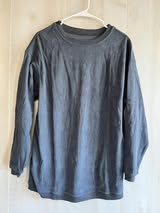 SMALL DARK GREY TOP