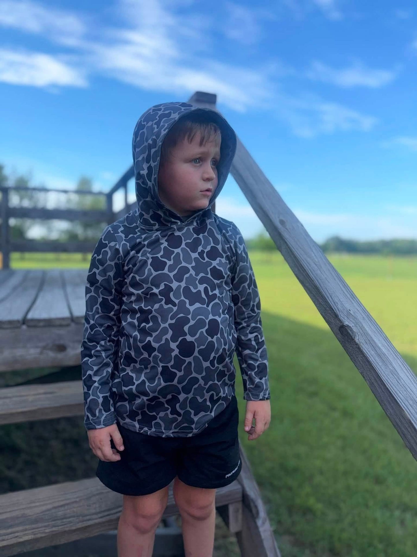 BLACK CAMO PULLOVER (ETA SEPT)