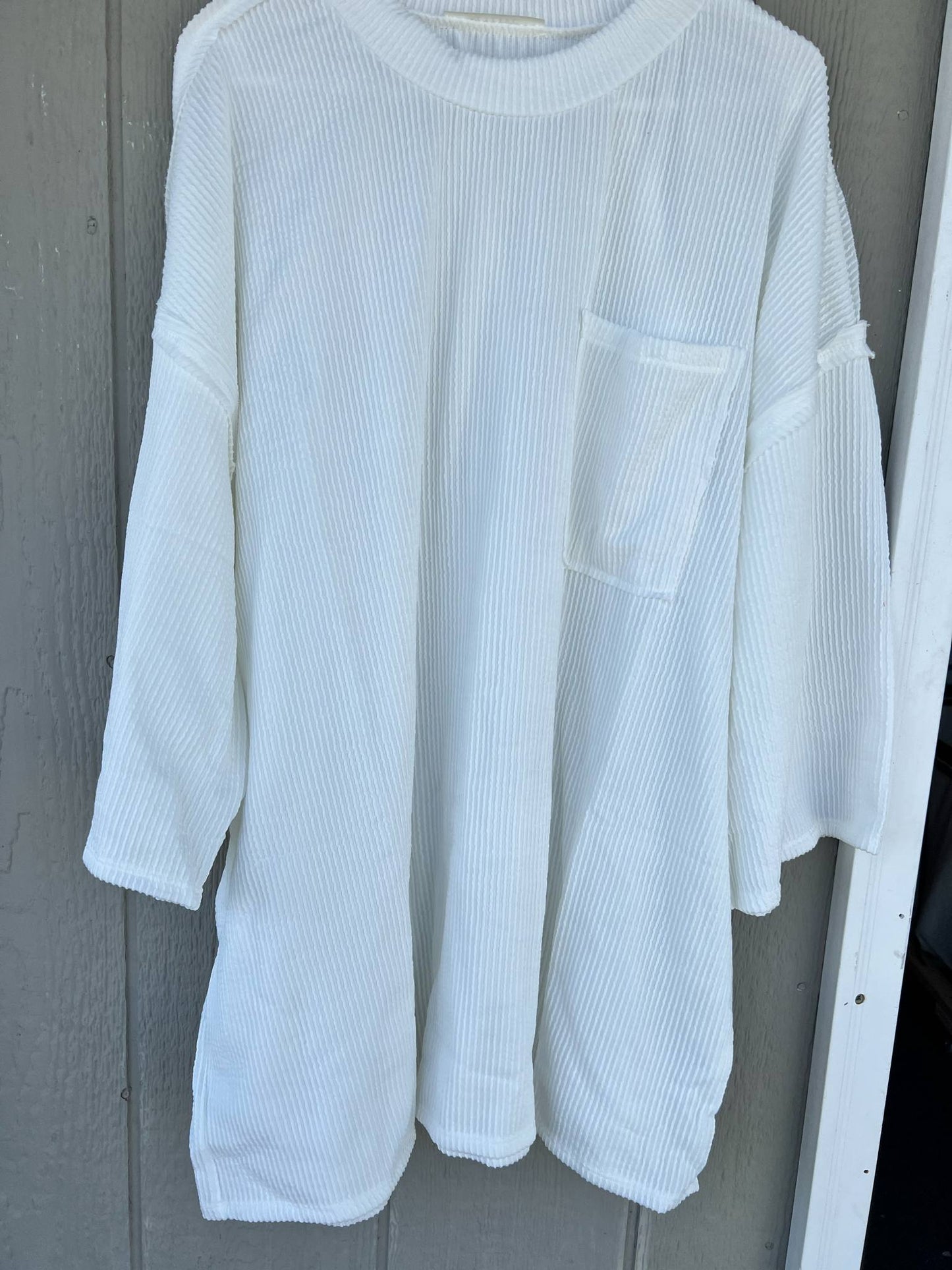 MEDIUM WHITE OVERSIZED COVER UP