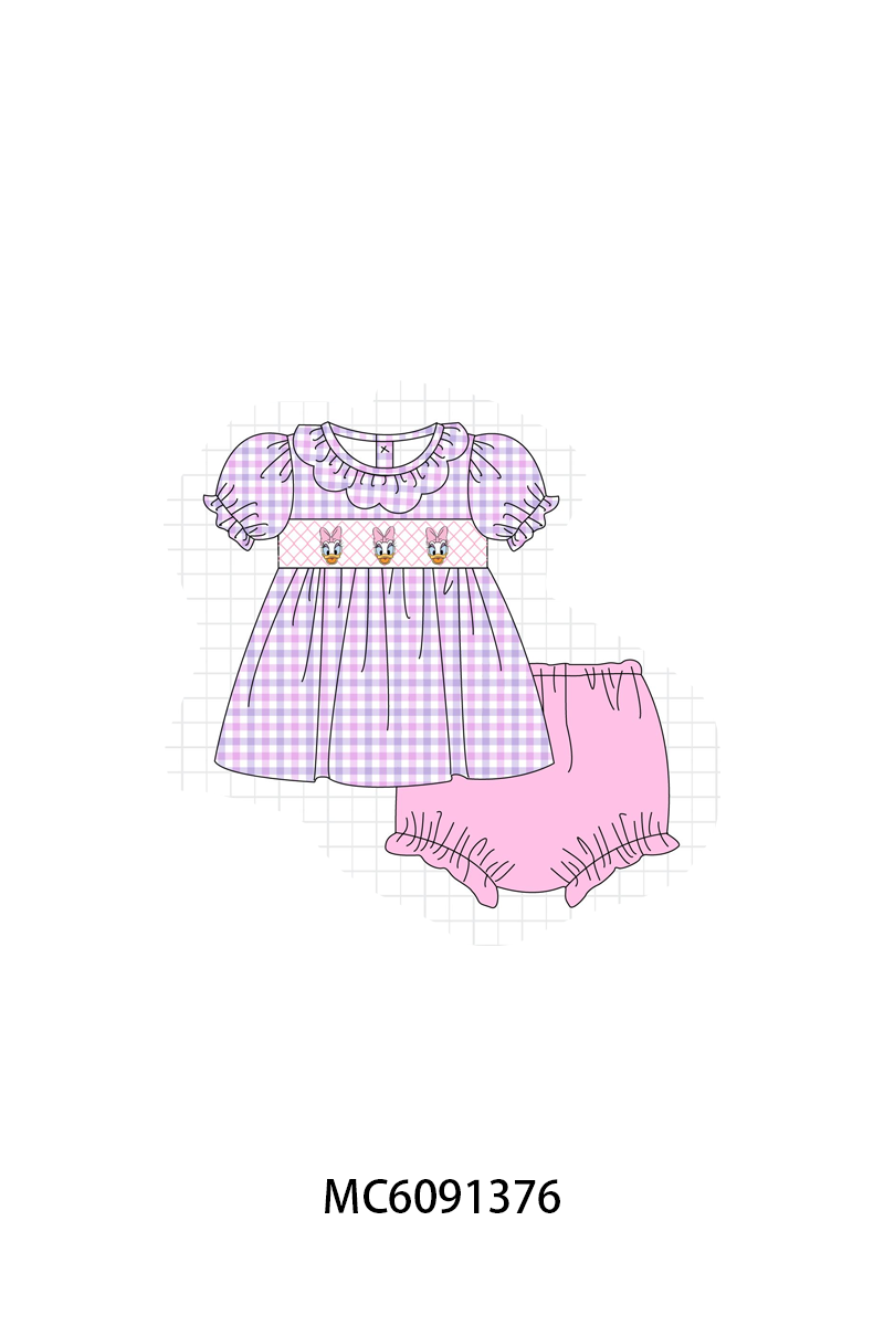DONALD & DAISY COLLECTION-ETA APRIL